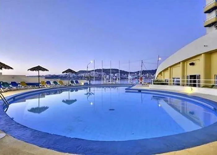 大使酒店 Xemxija Bay