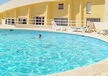 Ambassador Hotell 3*