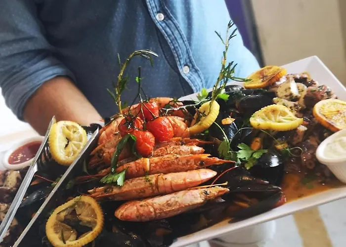 Ambassador 3* Xemxija Bay