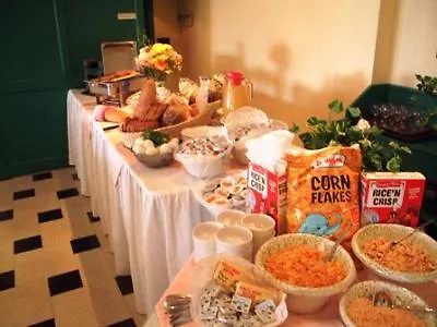 Ξενοδοχείο Ambassador