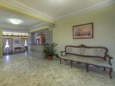 Ambassador Xemxija Bay